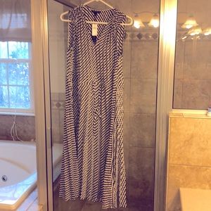 Banana Republic pleated mid calf dress